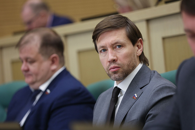 сенатор артём шейкин