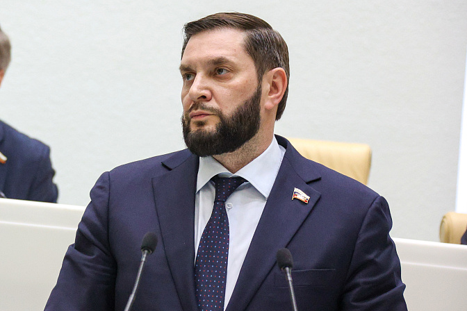 сенатор иван евстифеев