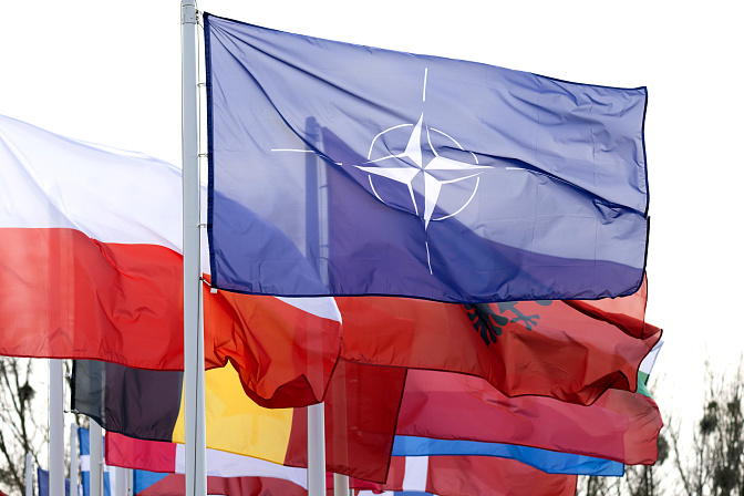 флаг нато 