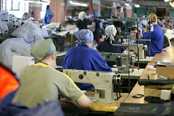 В СФ предлагают по умолчанию считать российскими товары, сделанные осуждёнными