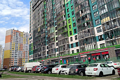 Парковки у многоквартирных домов хотят сделать бесплатными