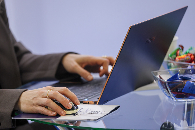 работа, карьера, работа за ноутбуком