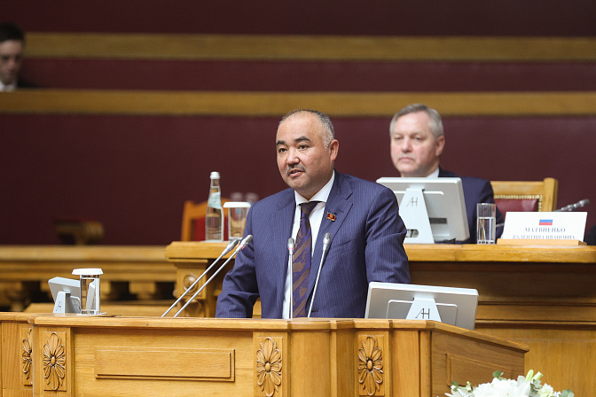 спикер жогорку кенеша кыргызской республики нурланбек тургунбек уулу