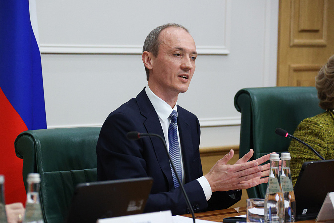 заместитель председателя правительства рф дмитрий григоренко