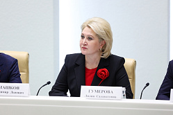 Совет Федерации вместе с регионами реализует поручения Президента по демографии