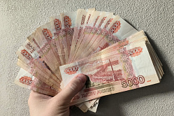 За апрель сбережения россиян выросли на 1 трлн рублей
