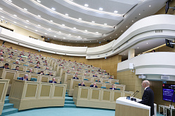 Силуанов предложил СФ держать на контроле вопрос финансирования госпрограмм