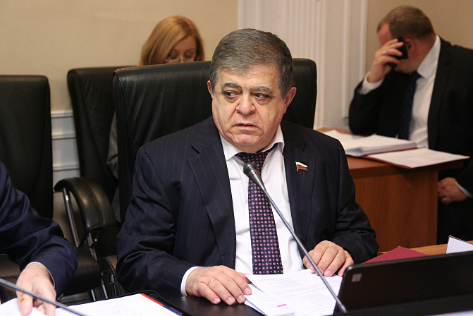 сенатор владимир джабаров