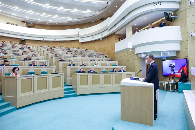 министр спорта рф михаил дегтярёв