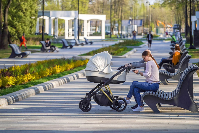 семья дети коляска пособие 