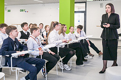 В СФ хотят тиражировать опыт Калининграда по борьбе с дефицитом учителей