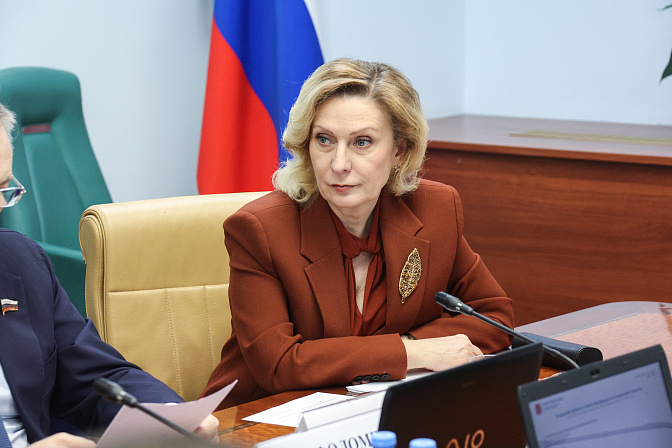 заместитель председателя сф инна святенко