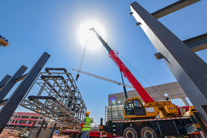 стройка рабочие кран 