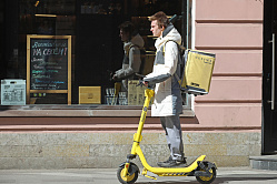 34% россиян уверены, что подработку нужно искать на первых курсах вуза