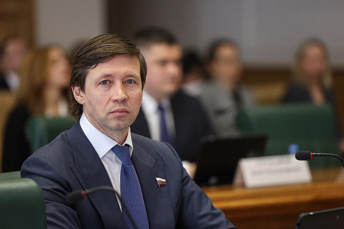 Артём Шейкин. Фото: СенатИнформ/ Пресс-служба СФ