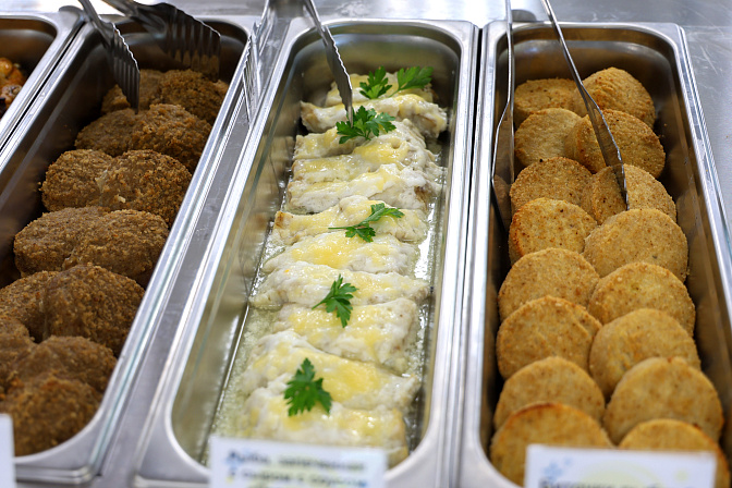 столовая котлеты рыба 