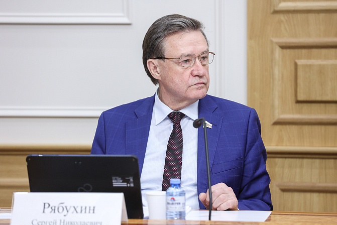 Сергей Рябухин. Фото: СенатИнформ/ Пресс-служба СФ