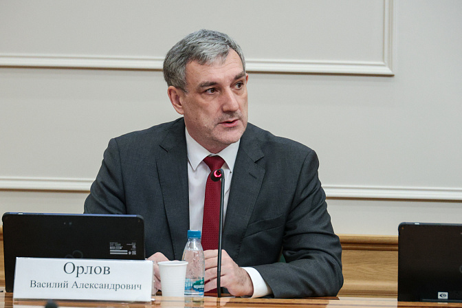 губернатор амурской области василий орлов  