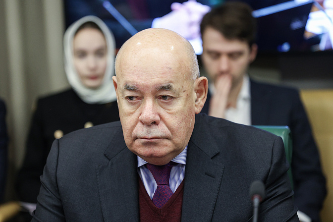 спецпредставитель президента рф по международному культурному сотрудничеству михаил швыдкой