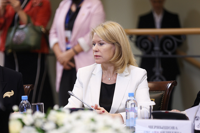 замминистра промышленности и торговли рф екатерина приезжева