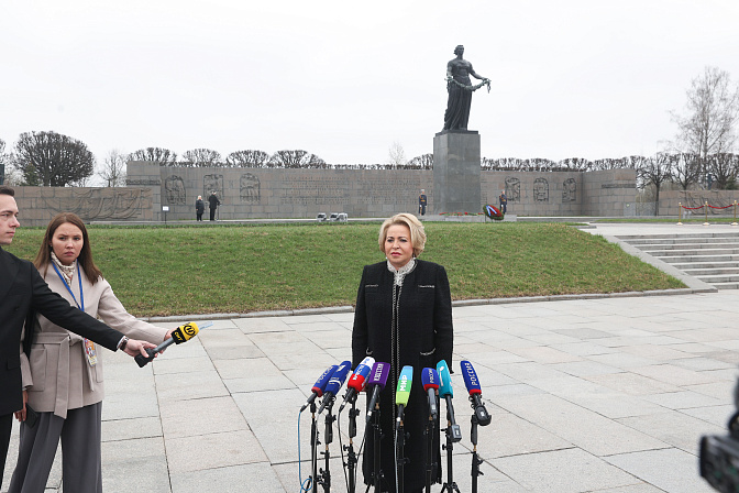 председатель сф валентина матвиенко