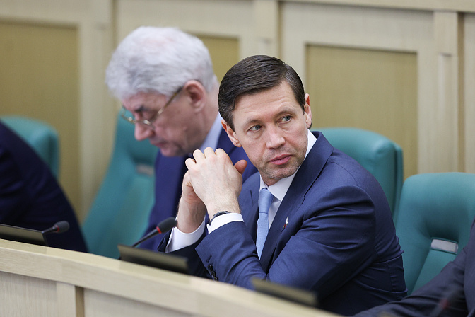 сенатор артём шейкин
