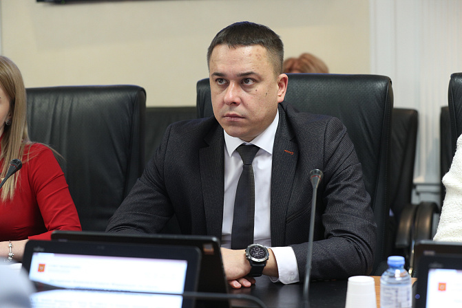 сенатор айрат гибатдинов