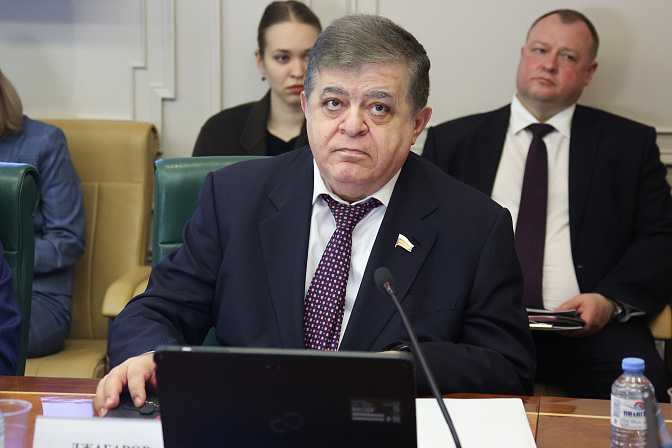 сенатор владимир джабаров