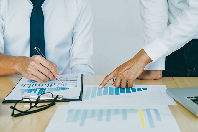 работа инвесторов в офисе