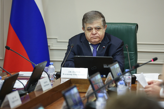 сенатор владимир джабаров