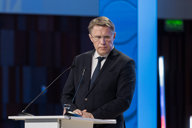 министр здравоохранения рф михаил мурашко