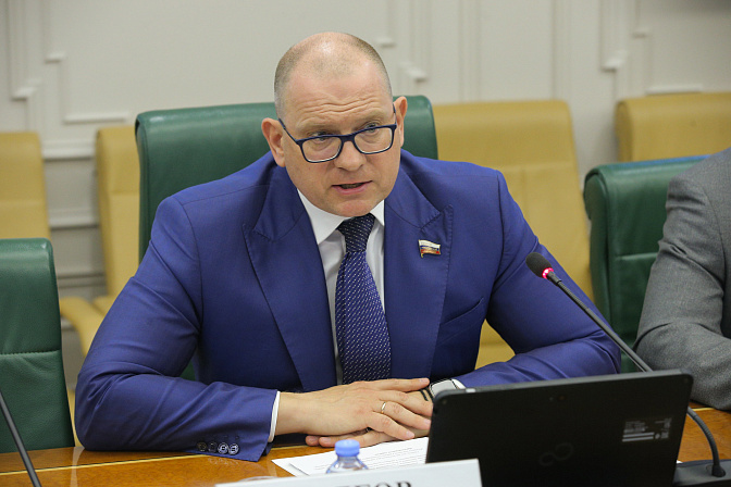 Константин Долгов. Фото: СенатИнформ/ Пресс-служба СФ