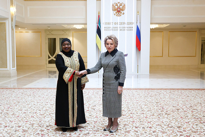 председатель сф валентина матвиенко