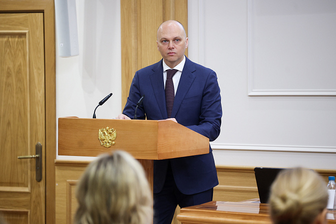 губернатор калининградской области алексей беспрозванных   