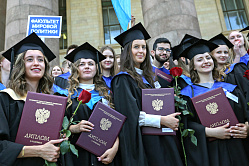 Матвиенко: России нужны настойчивость и смелые решения студентов