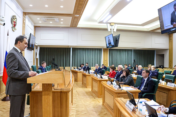 замминистра строительства и жкх рф алексей ересько 