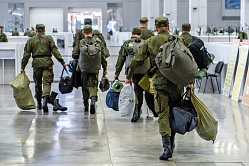 Кабмин хочет запретить депортацию и экстрадицию иностранцев, служивших в России 