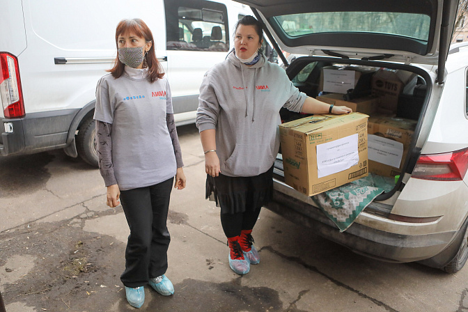 волонтеры гуманитарная помощь 