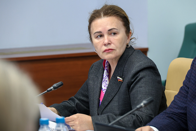 сенатор жанна чефранова