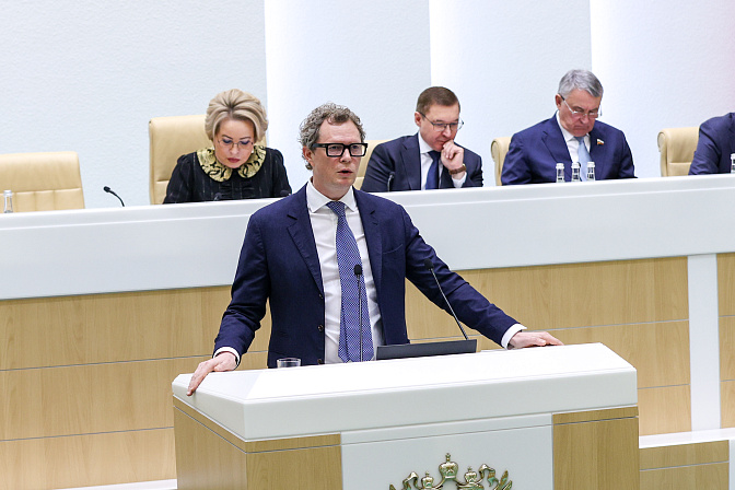 глава федеральной налоговой службы рф даниил егоров 