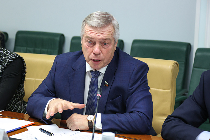 сенатор василий голубев