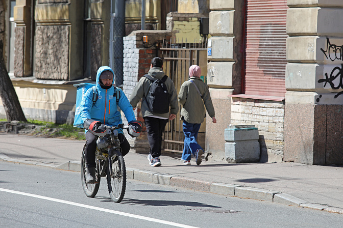 яндекс лавка  доставка еды велокурьер