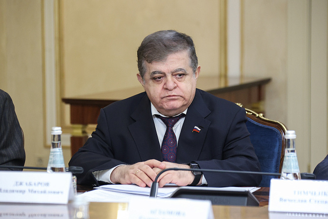 сенатор владимир джабаров