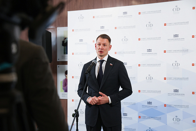 сенатор александр двойных