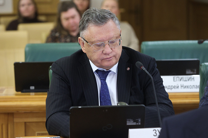 замминистра внутренних дел рф игорь зубов 