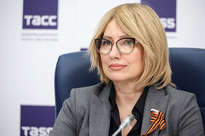 сенатор татьяна сахарова