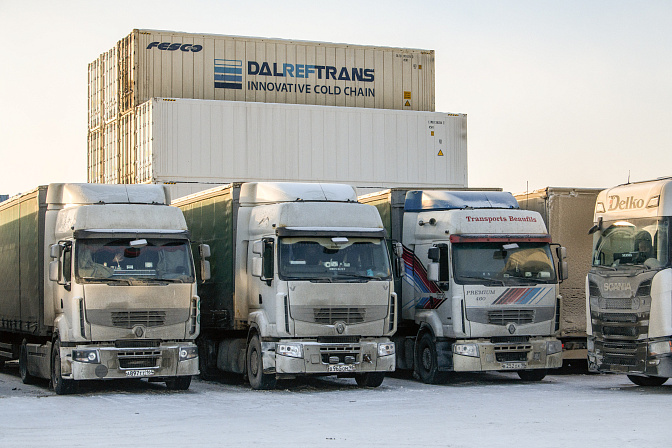 грузовик досмотр контейнер 