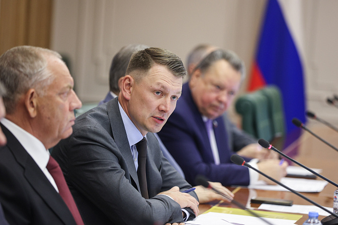 сенатор александр двойных