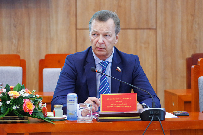 первый заместитель председателя сф андрей яцкин