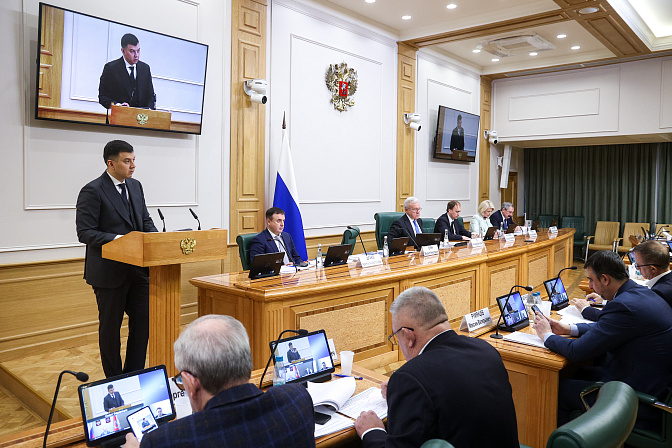 замминистра промышленности и торговли рф михаил юрин